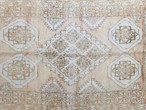 Kanissa Vintage Moroccan Rug 5'8" x10'6"