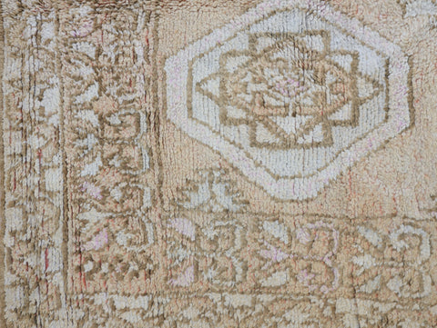 Kanissa Vintage Moroccan Rug 5'8" x10'6"