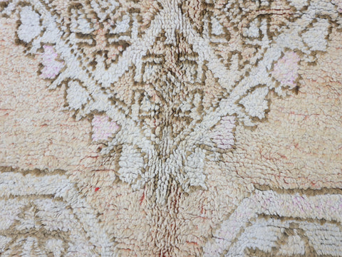 Kanissa Vintage Moroccan Rug 5'8" x10'6"