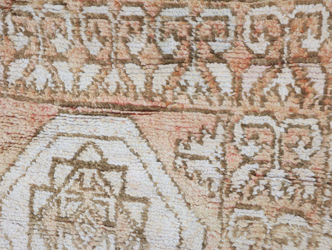 Kanissa Vintage Moroccan Rug 5'8" x10'6"