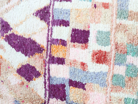 Issafen Moroccan Rug 5'3" x 7'4"
