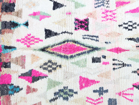 Taluft Moroccan Rug 4'9" x 8'2"