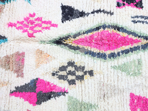 Taluft Moroccan Rug 4'9" x 8'2"