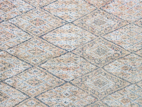 Naytas Vintage Moroccan Rug 7'0" x10'5"