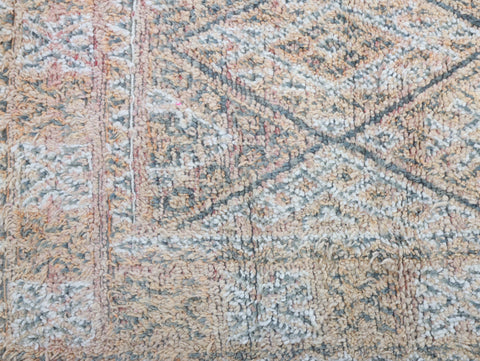 Naytas Vintage Moroccan Rug 7'0" x10'5"