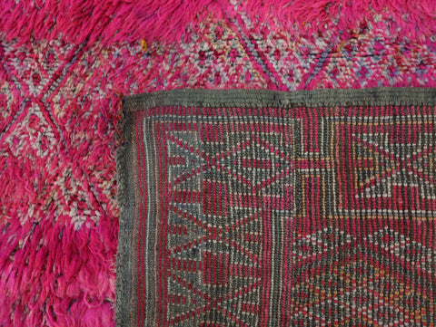Izuran Vintage Moroccan Rug 7'2" x 10'1"