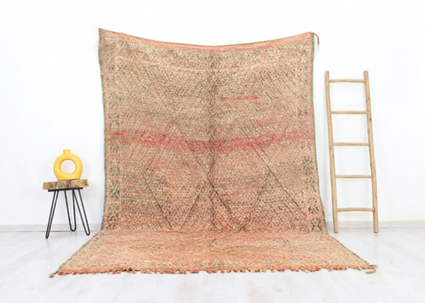 Tithrite Vintage Moroccan Rug 6'5" x 9'5"