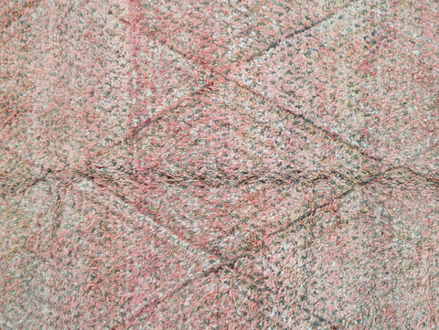 Tithrite Vintage Moroccan Rug 6'5" x 9'5"