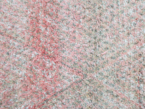 Tithrite Vintage Moroccan Rug 6'5" x 9'5"