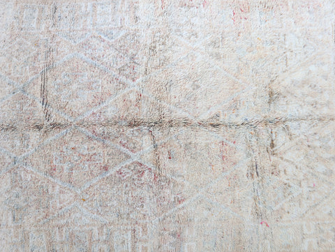 Amayas Vintage Moroccan Rug 5'7" x 9'3"