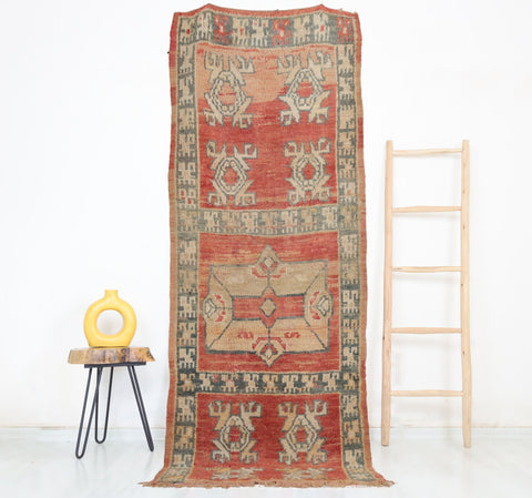 Funda Vintage Moroccan Rug  3'3" x 7'7"