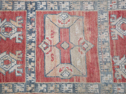 Funda Vintage Moroccan Rug  3'3" x 7'7"