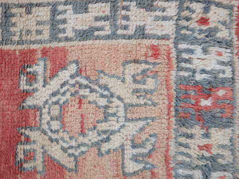 Funda Vintage Moroccan Rug  3'3" x 7'7"