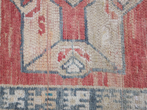 Funda Vintage Moroccan Rug  3'3" x 7'7"