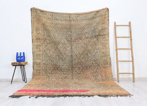 Tin Hinan Vintage Moroccan Rug 6'6" x 9'5"