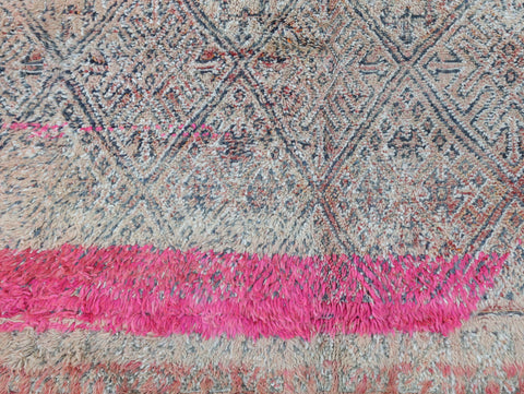 Tin Hinan Vintage Moroccan Rug 6'6" x 9'5"