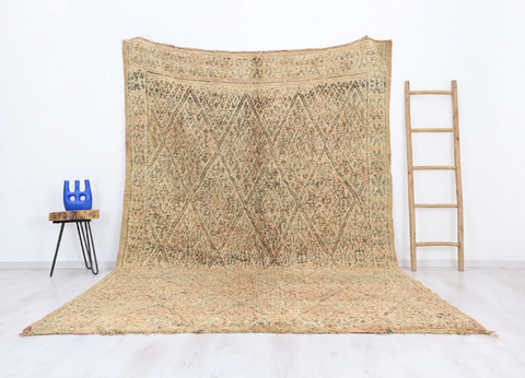 Hennou Vintage Moroccan Rug 7'1" x 11'2"