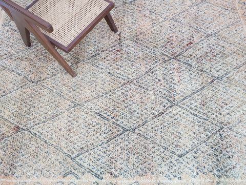 Sifaw Vintage Moroccan Rug 6'9" x 7'9"