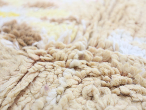 Tazrimut Vintage Moroccan Rug 5'8" x10'7"