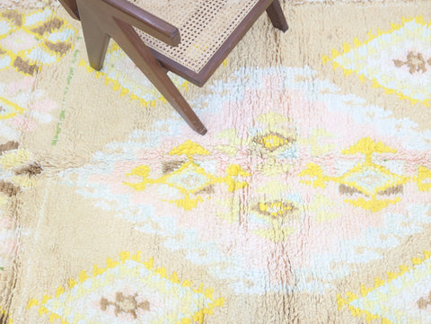 Tazrimut Vintage Moroccan Rug 5'8" x10'7"