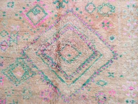 Issilt  Vintage Moroccan Rug  5'1" x9'6"