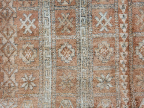 Taziri Vintage Moroccan Rug  5'6" x 10'4"