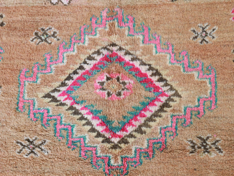 Ighil Vintage Moroccan Rug  6'0" x10'0"