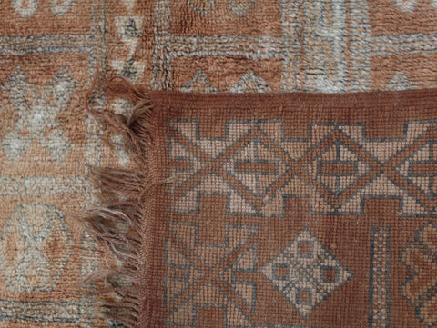 Taziri Vintage Moroccan Rug  5'6" x 10'4"