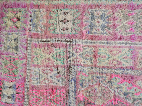 Urigh Vintage Moroccan Rug  6'0" x10'4"