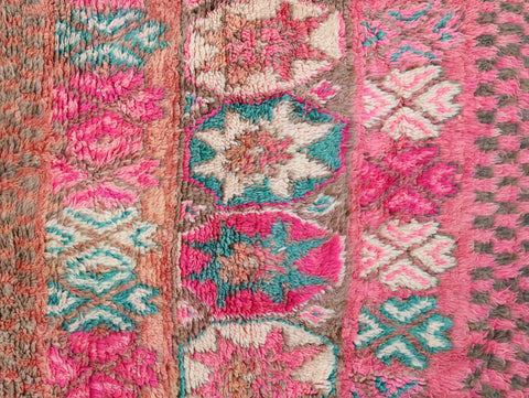 Amesnaw Vintage Moroccan Rug 5'7" x 10'2"