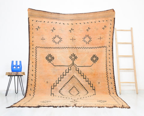 Chila Vintage Moroccan Rug  6'0" x 9'1"