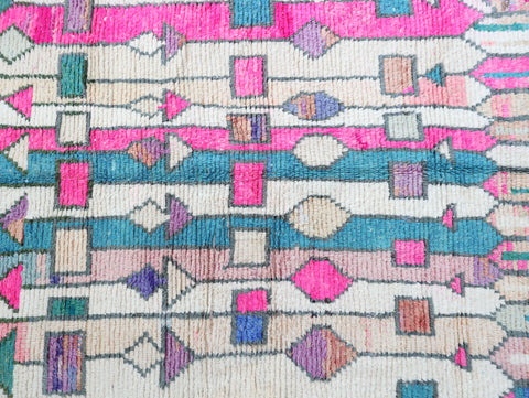 Izmarten Moroccan Rug 6'6" x 10'0"