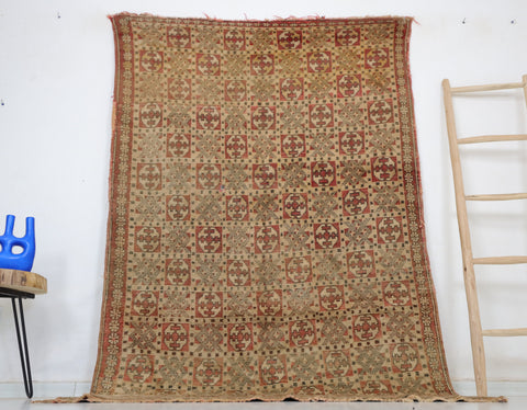 Hinan Vintage Moroccan Rug  4'8" x 7'7"