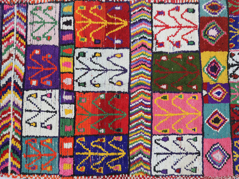 Taslit Moroccan Rug 5'0" x 8'6"