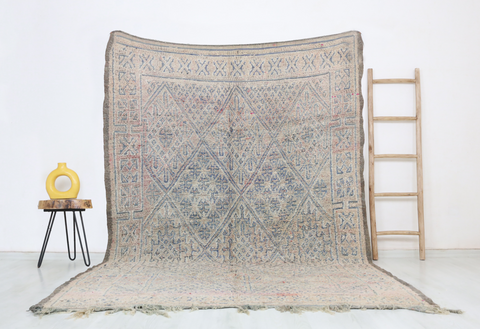 Titrit Vintage Moroccan Rug  6'7" x10'5"
