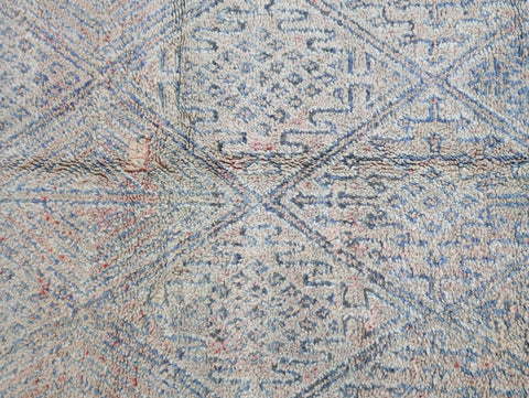 Titrit Vintage Moroccan Rug  6'7" x10'5"