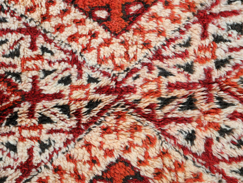 Tawzalt Vintage Moroccan Rug 5'9" x 10'6"