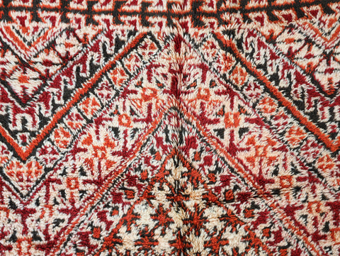 Tawzalt Vintage Moroccan Rug 5'9" x 10'6"