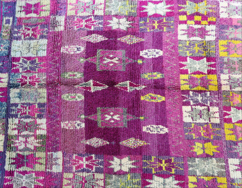 Tasnimt Vintage Moroccan Rug 6'9" x 9'2"