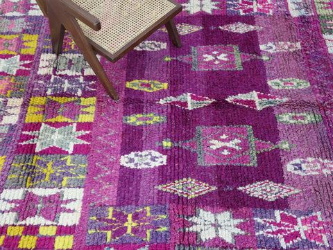 Tasnimt Vintage Moroccan Rug 6'9" x 9'2"