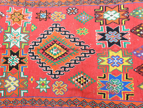 Hinan Vintage Moroccan Rug 5'7" x 10'0"