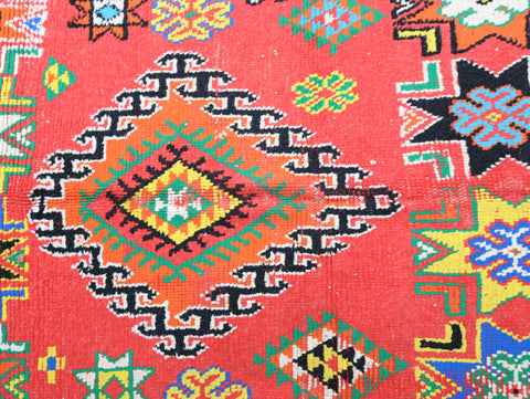 Hinan Vintage Moroccan Rug 5'7" x 10'0"