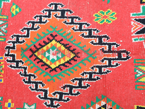 Hinan Vintage Moroccan Rug 5'7" x 10'0"