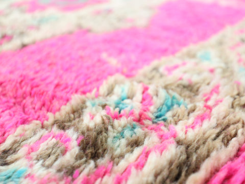 Tamenna Vintage Moroccan Rug 5'4" x 9'2"