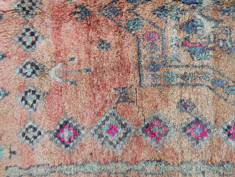 Taluft Vintage Moroccan Rug 5'1" x 7'7"