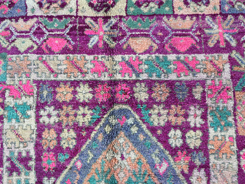 Tillelt Vintage Moroccan Rug 7'2" x 10'2"
