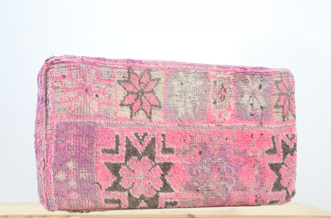 Izuran Moroccan pouf