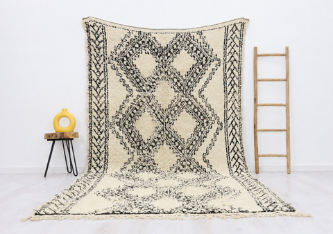 Tafukt Vintage Moroccan Rug 6'1" x 10'8"