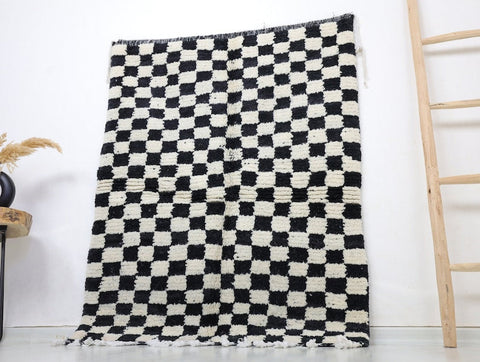 Massa Moroccan Checkered Rug 3'6" x 4'7"