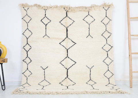 Tanirt Beni Ourain Rug 5'0" x 5'7"